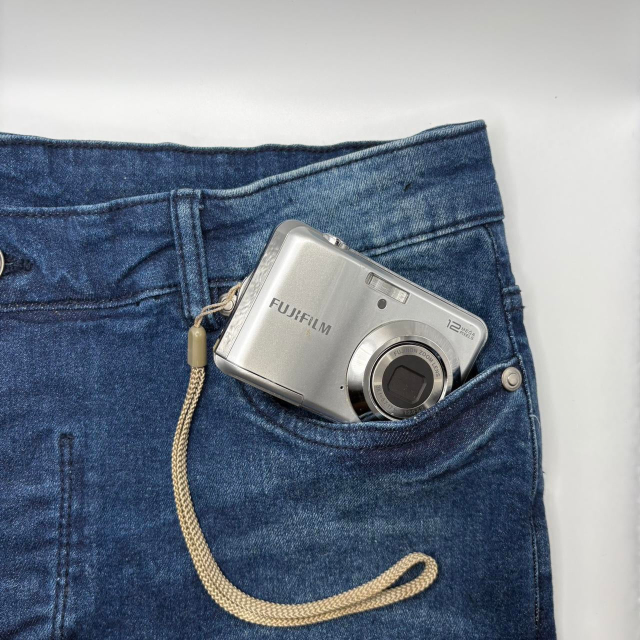 Fujifilm Digital Camera Finepix AV110 Silver