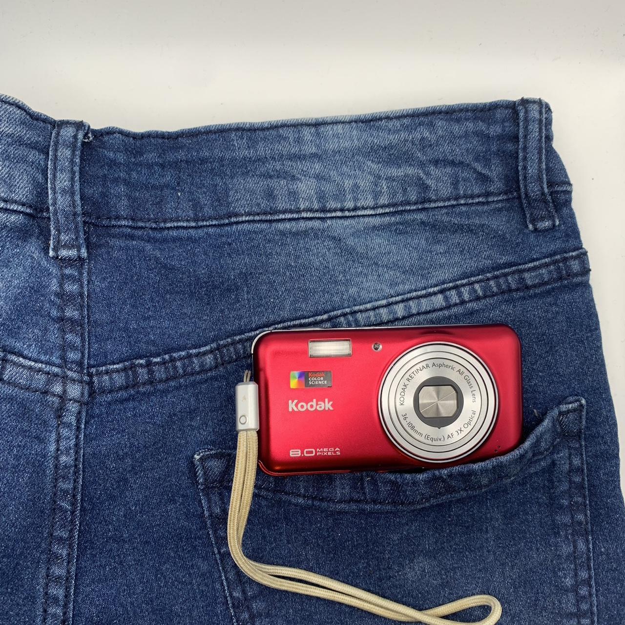 Kodak EasyShare V803 Digital Camera Red