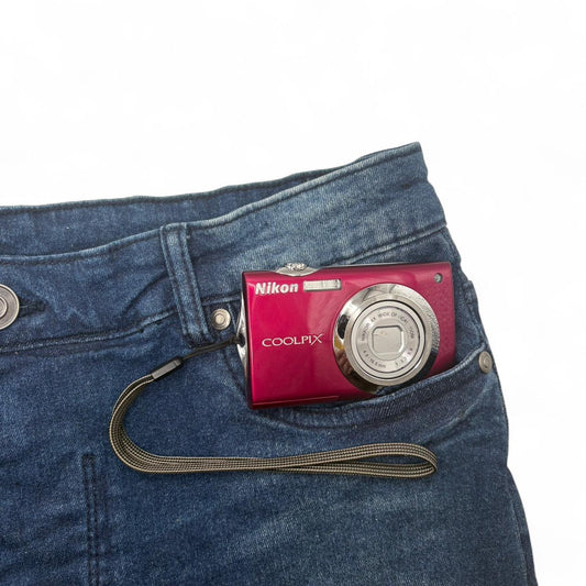 Nikon Coolpix S4000 Digital Camera