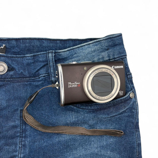 Canon PowerShot SX200 IS Digital Camera