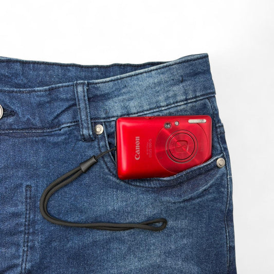 Canon IXUS 100 IS Digital Camera Red