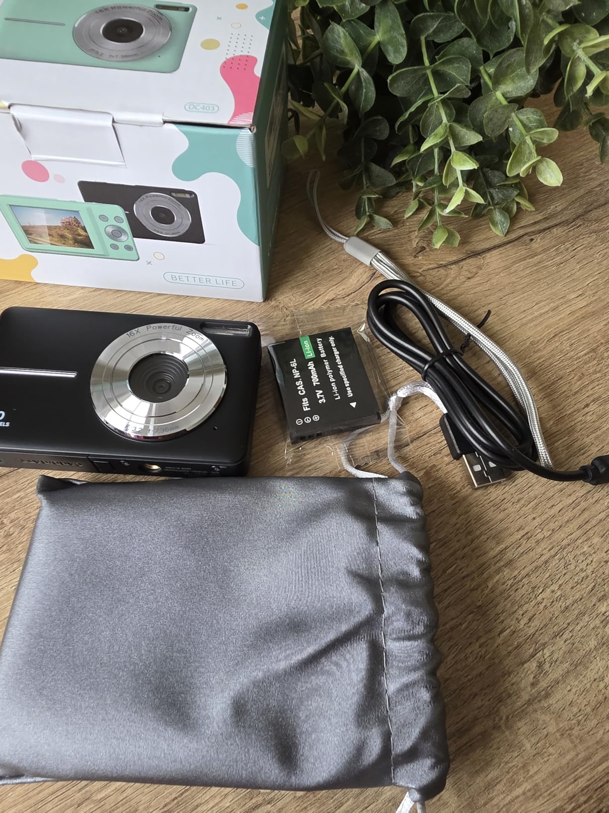 Retro Digital Camera – 44MP, 1080P, 16X Zoom, 2.4" Screen