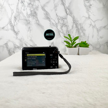 Nikon Coolpix L27 Digital Camera