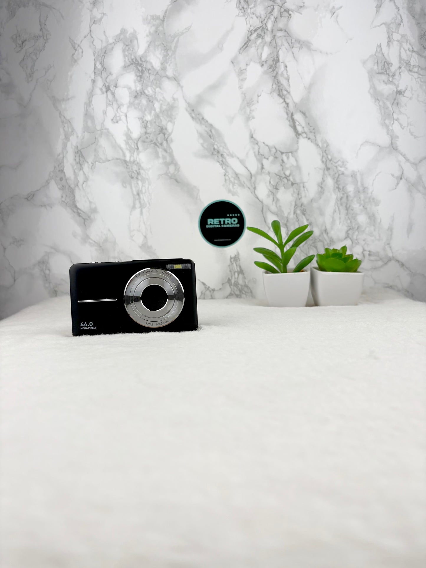 Retro Digital Camera – 44MP, 1080P, 16X Zoom, 2.4" Screen