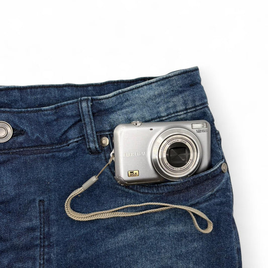 Fujifilm Finepix JX200 Digital Camera