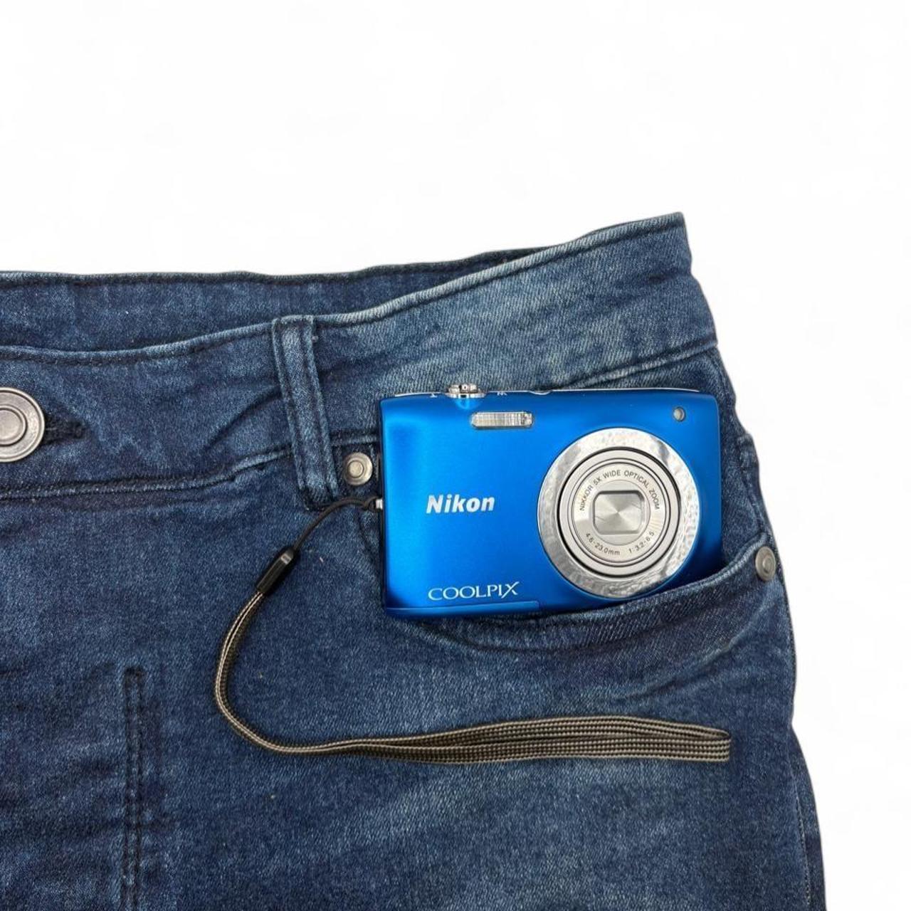Nikon Coolpix S2600 Digital Camera