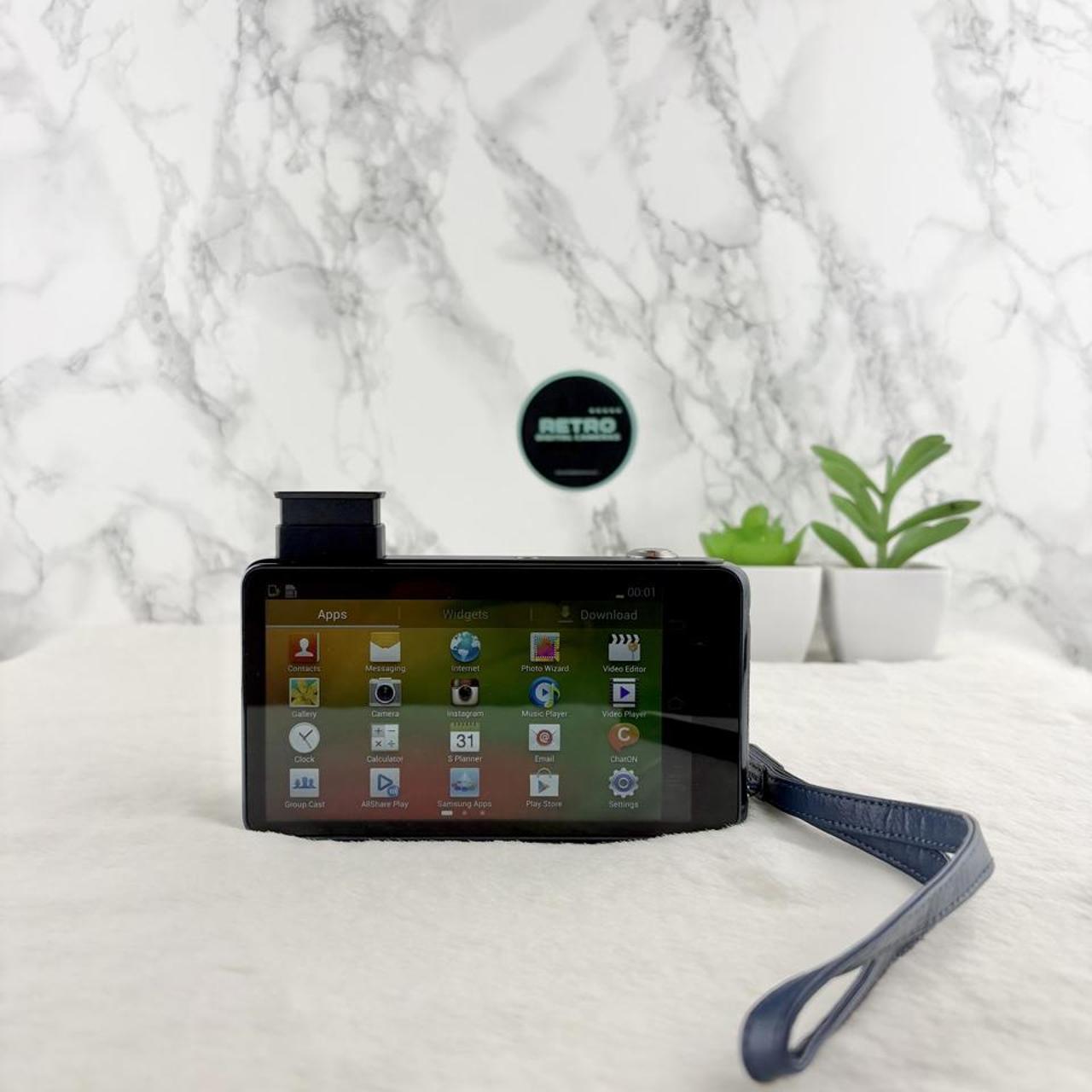 Samsung Galaxy EK-GC100 Digital Camera