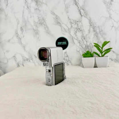 Nikon Coolpix S4 Digital Camera Silver