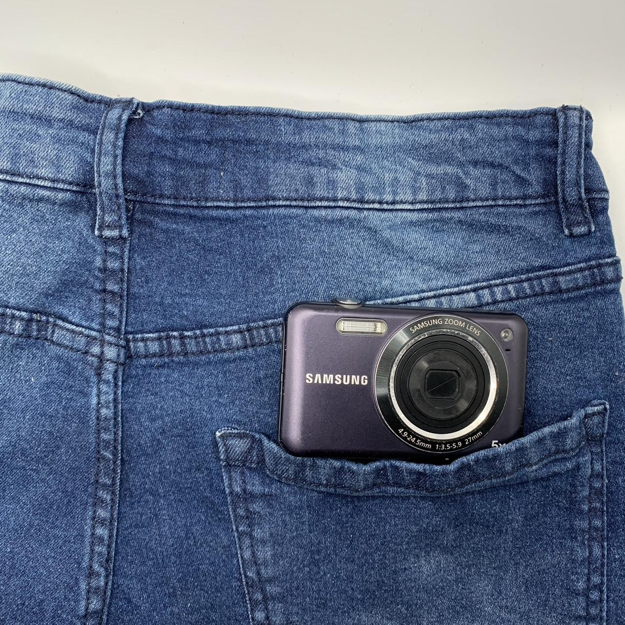 Samsung ES73 Digital Camera Navy