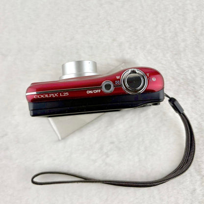 Nikon Coolpix L25 Digital Camera