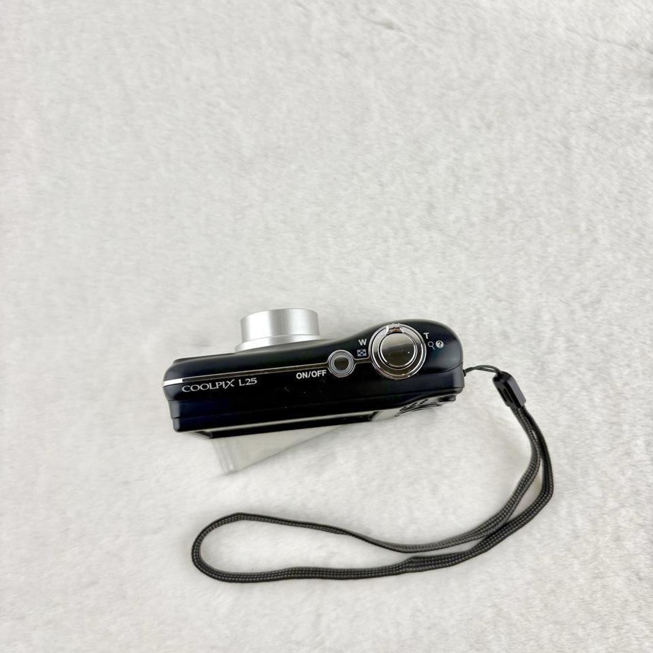 Nikon Coolpix L25 Digital Camera