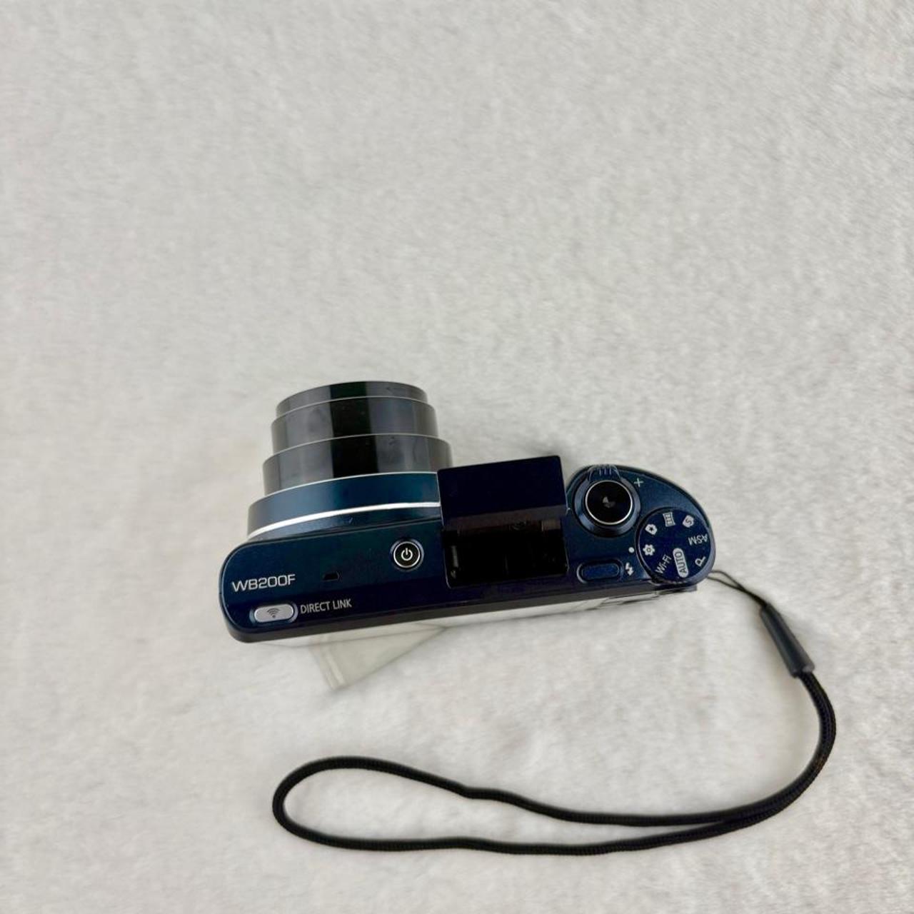 Samsung WB200F Smart Digital Camera