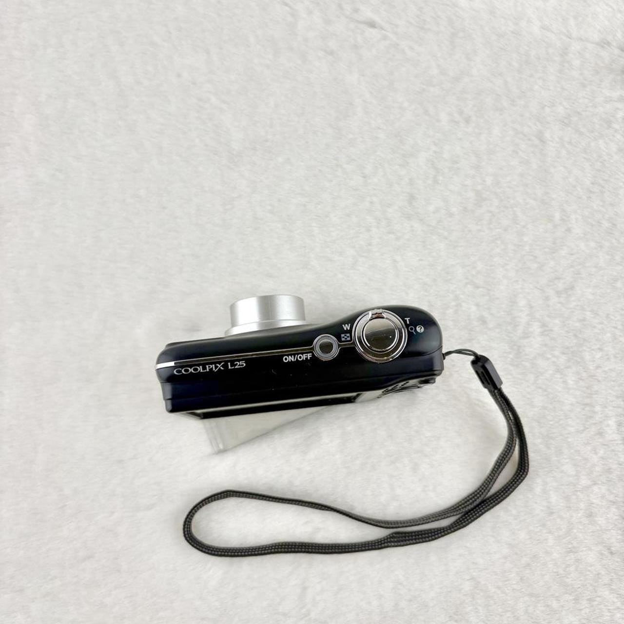 Nikon Coolpix L25 Digital Camera