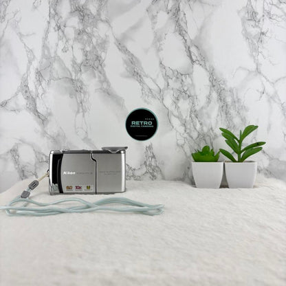 Nikon Coolpix S4 Digital Camera Silver
